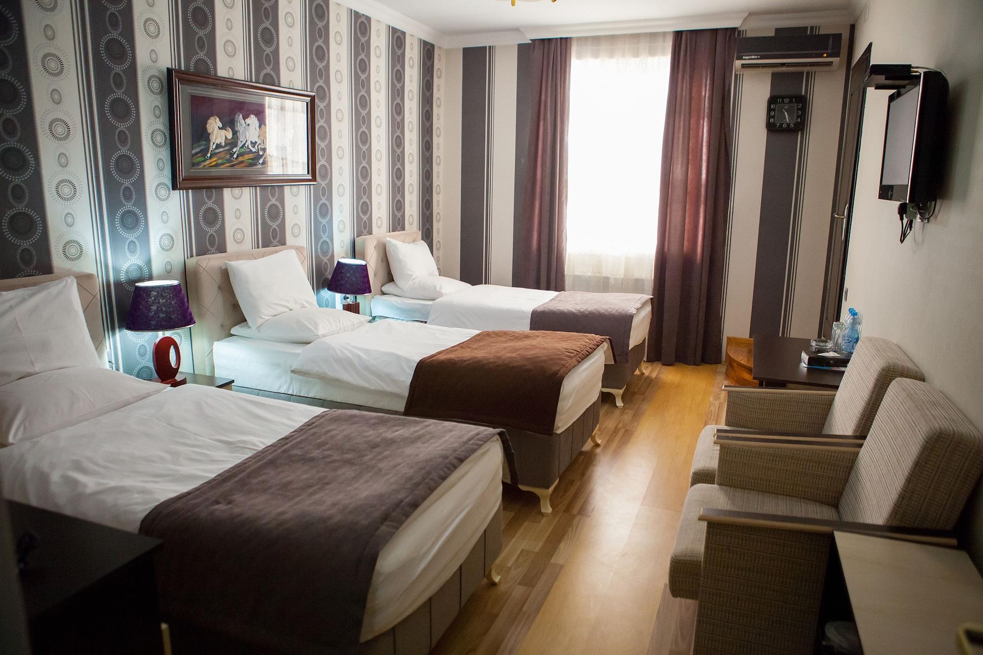 Issam Hotel & Spa Şǝki Eksteriør bilde