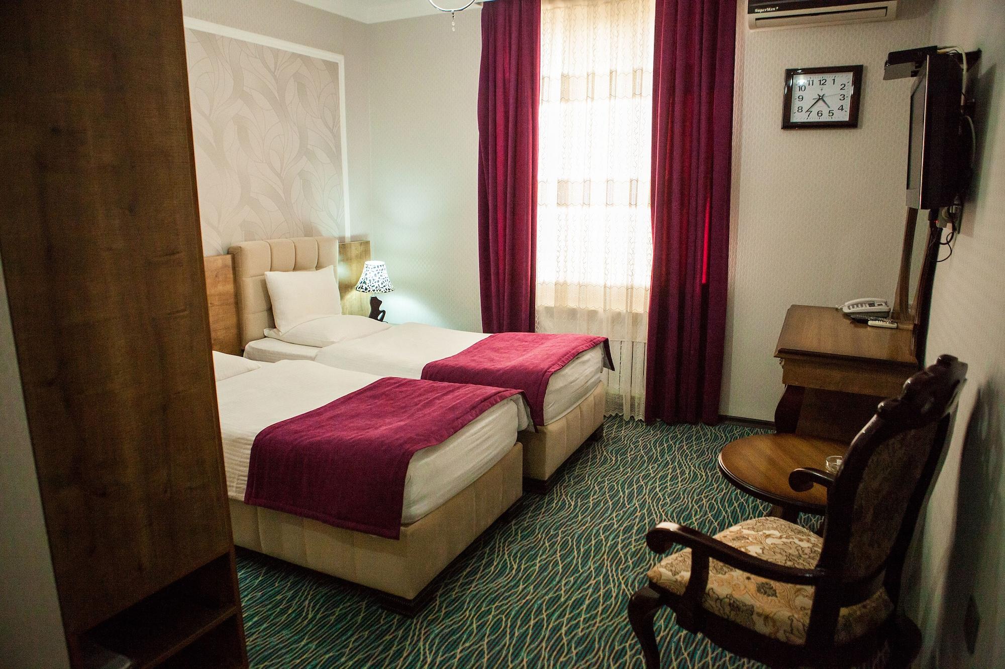 Issam Hotel & Spa Şǝki Eksteriør bilde