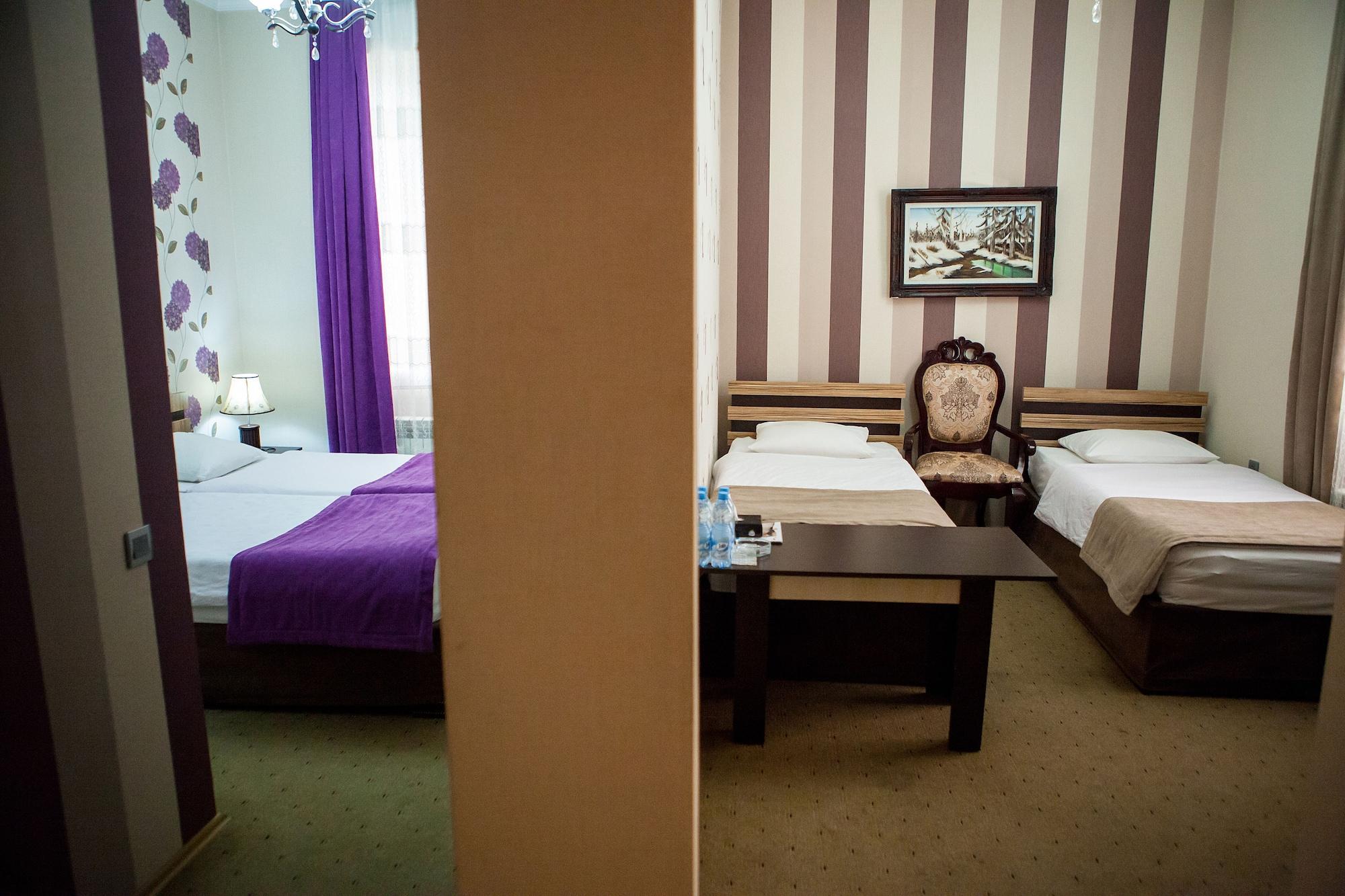 Issam Hotel & Spa Şǝki Eksteriør bilde