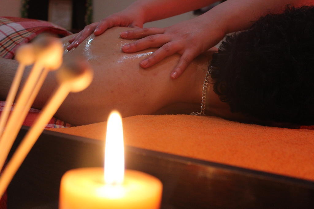 Issam Hotel & Spa Şǝki Eksteriør bilde