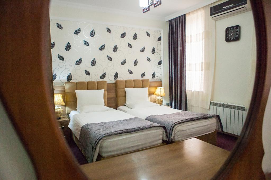 Issam Hotel & Spa Şǝki Eksteriør bilde