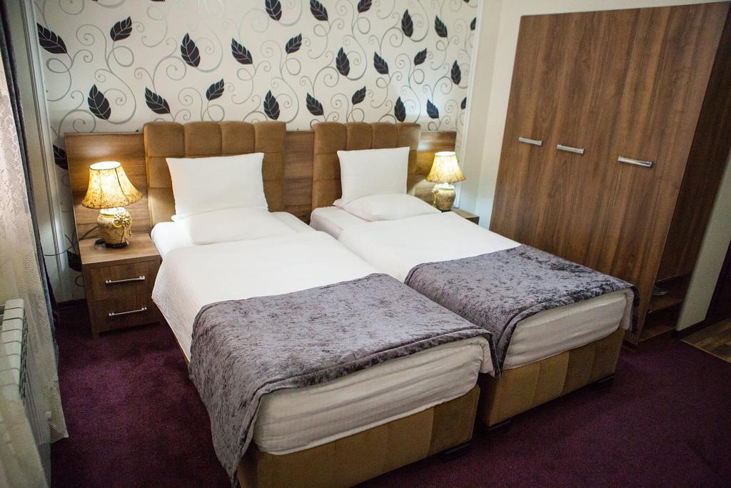 Issam Hotel & Spa Şǝki Eksteriør bilde