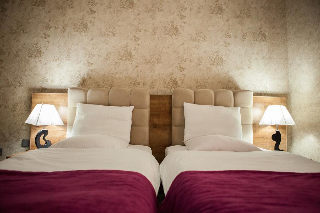 Issam Hotel & Spa Şǝki Eksteriør bilde