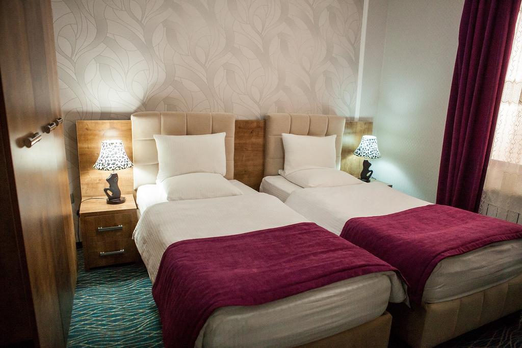 Issam Hotel & Spa Şǝki Eksteriør bilde