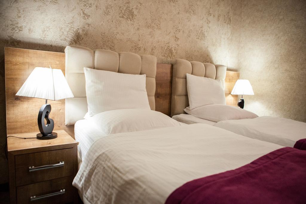 Issam Hotel & Spa Şǝki Eksteriør bilde