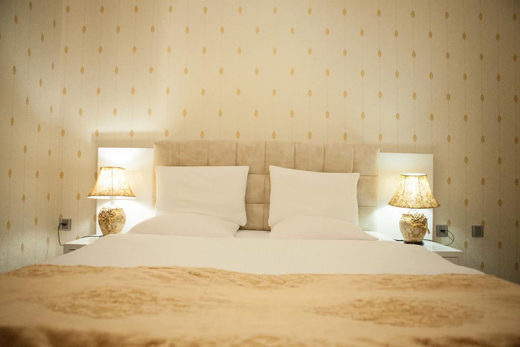 Issam Hotel & Spa Şǝki Eksteriør bilde