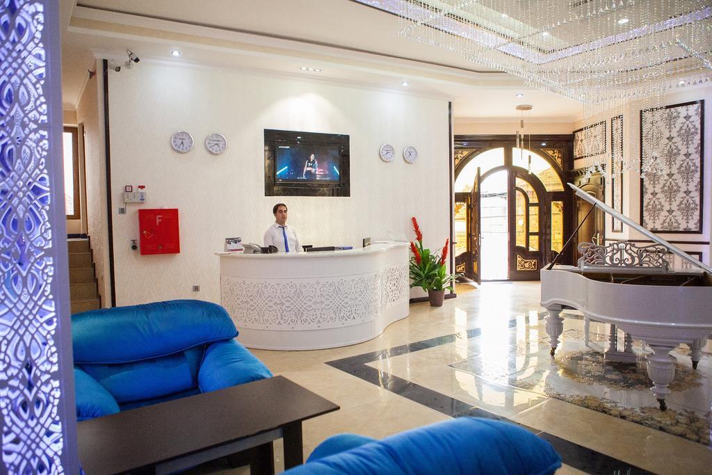 Issam Hotel & Spa Şǝki Eksteriør bilde